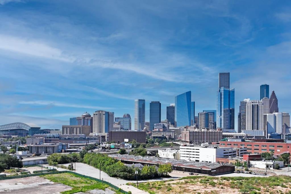 Comfortable Getaway Downtown Htx Хьюстон Экстерьер фото